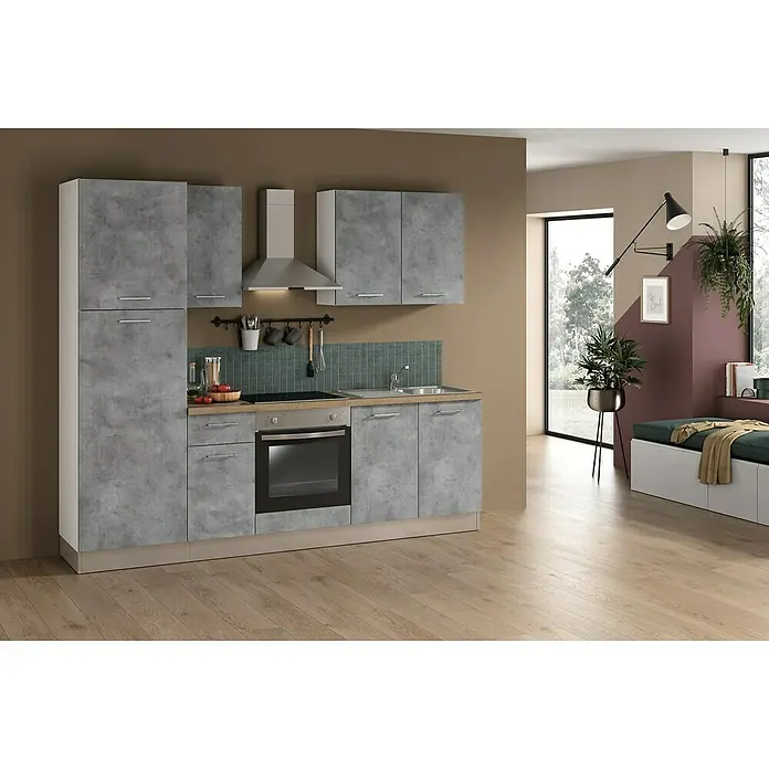 Marinelli Cucine Vormontierte Küchenzeile Cassiopea - Breite: 250 cm, Hellgrau, Mit Elektrogeräten - Einbauküche in modernem Design mit grauen Fronten und hellen Holzböden, inklusive Spüle, Herd und Dunstabzugshaube.