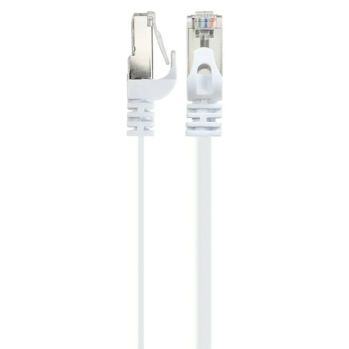 Schwaiger Netzwerk-Kabel CAT 6 U/FTP - Flach, Länge: 1,5 m, Weiß, RJ45-Stecker, Bis zu 1 GBit/s - Nahaufnahme eines weißen Ethernet-Kabels mit RJ45-Steckern, ideal für Netzwerkverbindungen und Datentransfer.