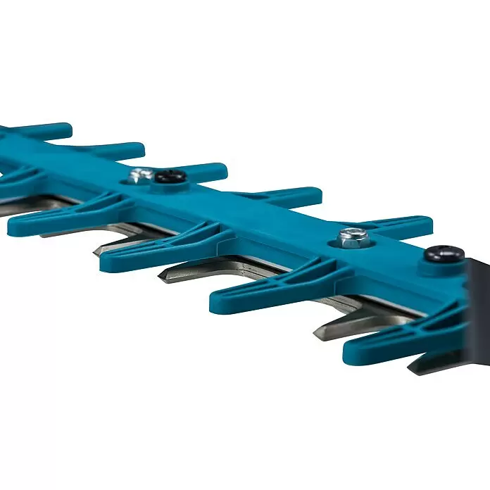 Makita XGT 40V max. Akku-Heckenschere UH004GZ - 40 V, Li-Ionen, Ohne Akku, Schnittlänge: 600 mm - Nahaufnahme von Heckenscherenmessern mit türkisblauem Kunststoffgehäuse und silbernen Schneidekanten.