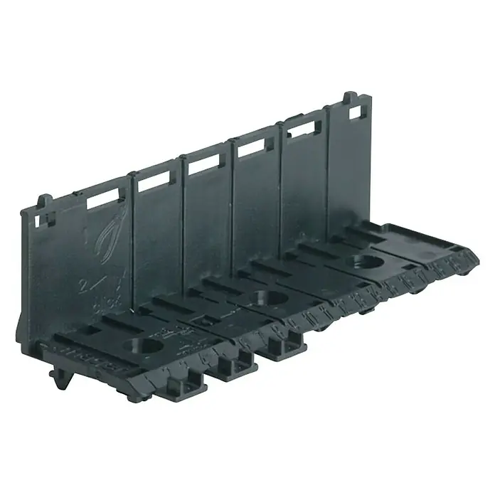 Hager Adapter-Hutschiene KN00A - 105 mm, Kunststoff - Eine schwarze Schneidlade für präzise Schnitte. Das Werkzeug ist ideal für Heimwerker und Profis, um saubere Winkel zu erzielen.