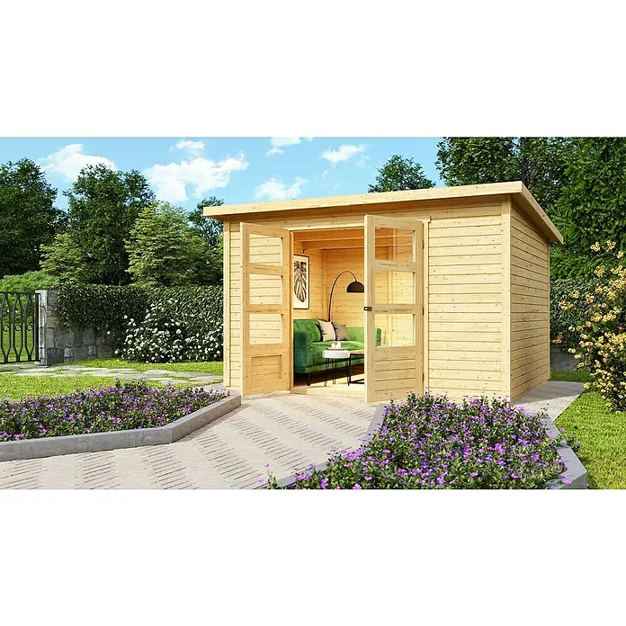 Karibu Gartenhaus Stockach 5 - Außenmaß inkl. Dachüberstand (B x T): 330 x 282 cm, Holz, Natur - Eine moderne Gartensauna aus Holz mit Glastüren und einem gemütlichen Interieur, umgeben von einem blühenden Garten.