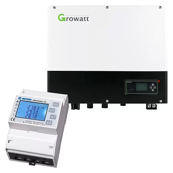 Growatt Wechselrichter SPH 10000TL3 BH-UP - 0% MwSt. (gem. § 12 Abs. 3 UStG) - 10.000 W - Weißer und schwarzer Growatt Hybrid-Wechselrichter mit einem Eastron SDM630-Modbus V3 Energiezähler, der Leistungswerte anzeigt.