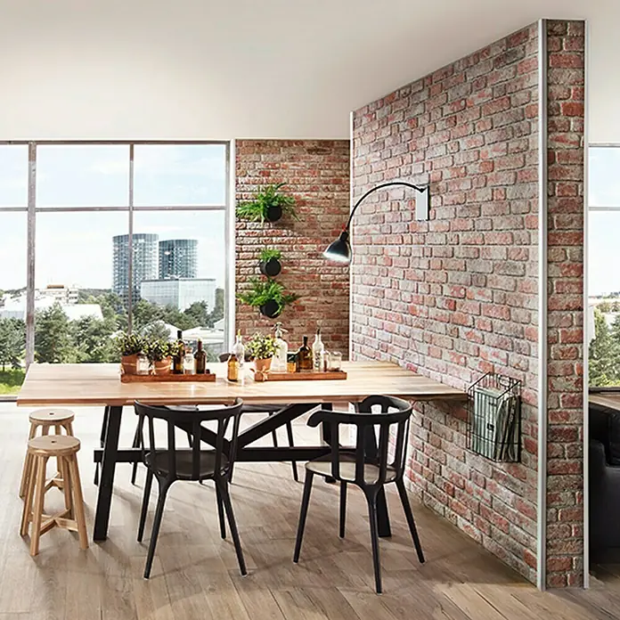 Panel de pared Ultra Light Brick - 120 x 50 cm, 2 ud. - Comedor con mesa de madera, sillas negras y pared de ladrillo para un ambiente acogedor y elegante.