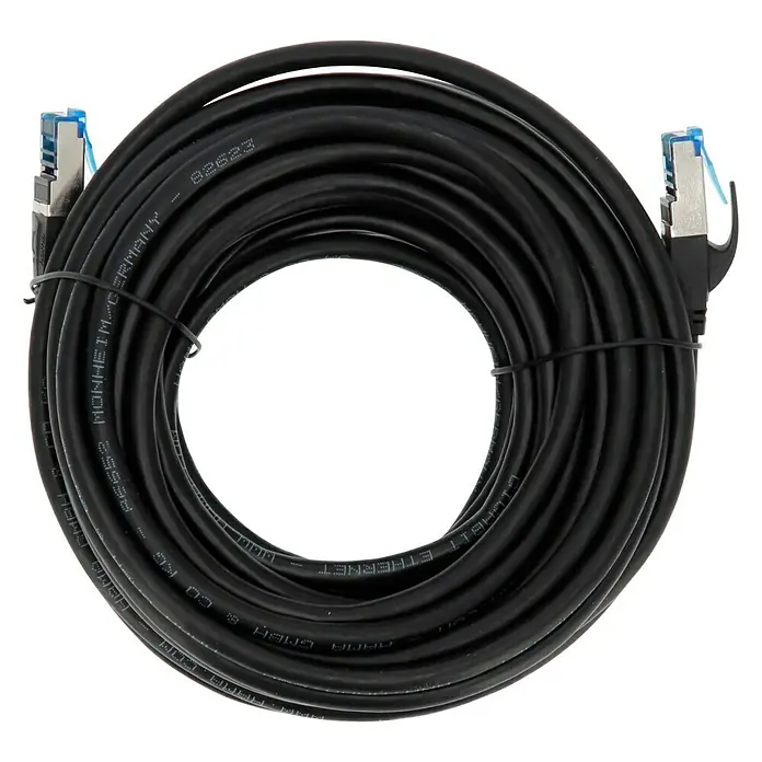 Hama Netzwerk-Kabel CAT-6a - Länge: 10 m, Schwarz, RJ45-Stecker, Bis zu 10 Gbit/s - Ein aufgerolltes, schwarzes Ethernetkabel mit RJ45-Steckern an beiden Enden. Ideal für stabile Netzwerkverbindungen.