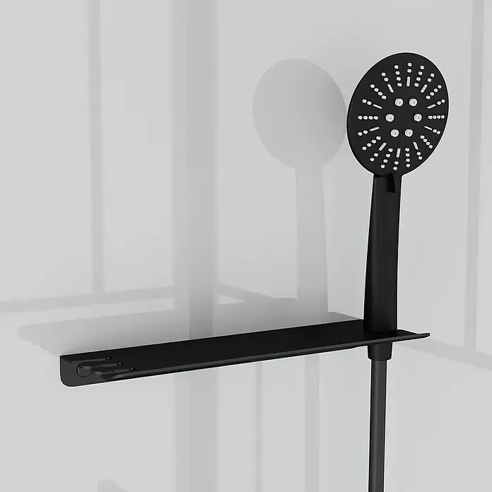 Aurlane Designdusche Graphic - 80 x 110 x 225 cm, Schwarz/Weiß - Diese Nahaufnahme zeigt eine moderne, mattschwarze Duscharmatur mit Ablage, die ein elegantes Design und Funktionalität vereint.