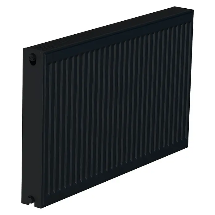 Sanicomfort Kompaktheizkörper - B x H: 1.000 x 600 mm, Wärmeleistung bei Vorlauftemperatur von 75 °C (D: 50): 1.653 W, Typ Heizkörper: 22 - Schwarzer Heizkörper mit vertikalen Lamellen vor dunklem Hintergrund, ideal für moderne Heizsysteme.