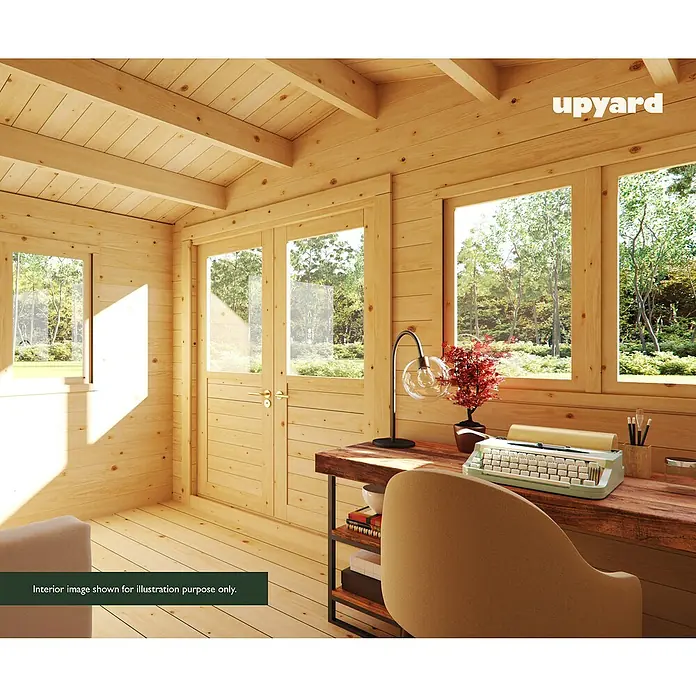 Upyard Gartenhaus Merselan - Außenmaß inkl. Dachüberstand (B x T): 353 x 348 cm, Holz, Natur - Das helle Holzhaus mit Fenstern und Türen strahlt Wärme aus. Ein Schreibtisch mit Lampe und Schreibmaschine laden zum Arbeiten ein.