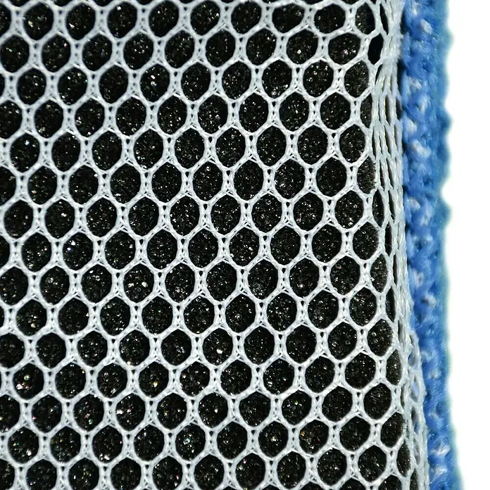 Yachticon Schwamm - 29 x 10 x 10 cm, Mikrofaser - Nahaufnahme eines Luftfilters mit weißem Rahmen und blauem Rand. Ideal für saubere Luft im Innenbereich.