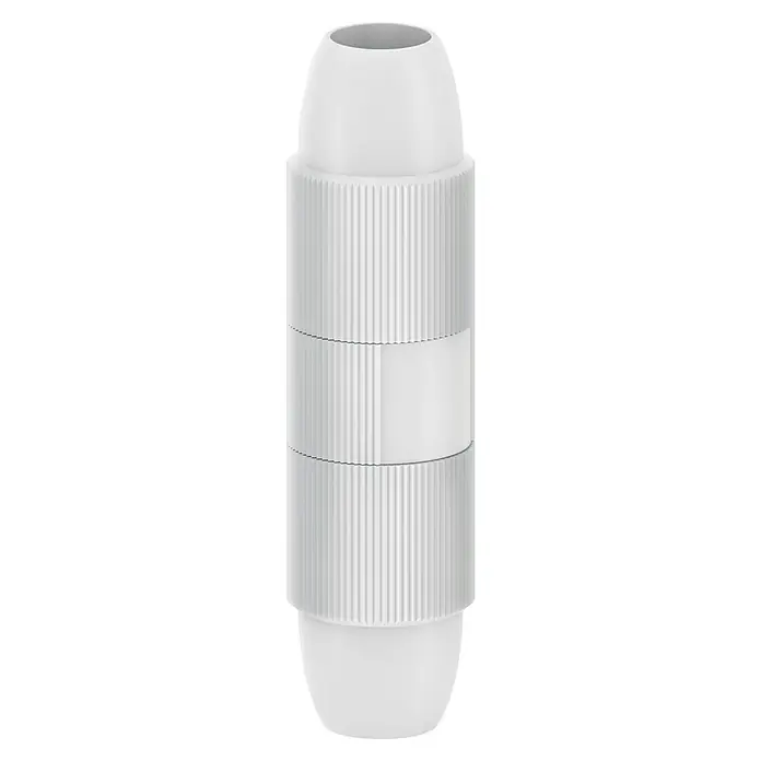 Hama Koax-Verbinder klemmbar - Koax-Stecker, Weiß - Nahaufnahme eines weißen Spritzbeutels mit Rillen. Ideal für die Dekoration von Kuchen und Desserts mit feinen Details.