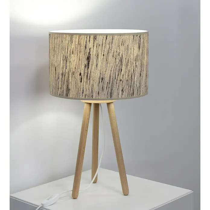Idp Lampshades Lámpara de sobremesa Seda - 40 W, L x An x Al: 30 x 30 x 49 cm, Natural, Marrón, E27 - Elegante lámpara de mesa con base de trípode de madera y pantalla estampada, que emite un brillo cálido para un ambiente acogedor.