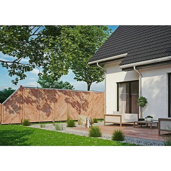 T & J Sichtschutzelement EsbjergMaße B x H: 90 x 180/90 cm, Holz, Natur - Ein stilvoller Außenbereich mit einladender Terrasse, umgeben von einem Holzzaun. Der Sitzbereich lädt zum Verweilen im Garten ein.