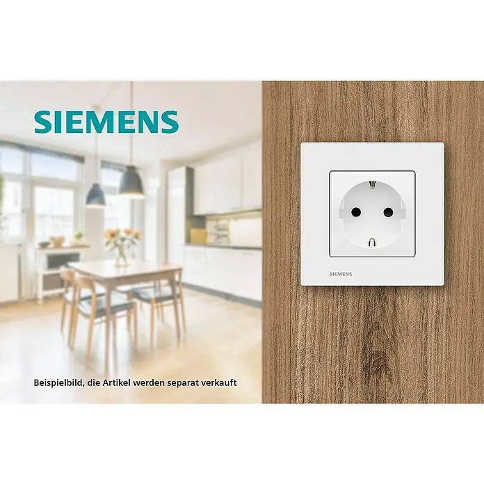 Siemens DELTA Viva Steckdose SIE039673 - Polar Weiß, Glänzend, Kunststoff, Unterputzmontage - Nahaufnahme einer weißen Siemens Steckdose an einer Holzwand. Die Steckdose ist das Hauptmerkmal, mit einem verschwommenen Hintergrund.
