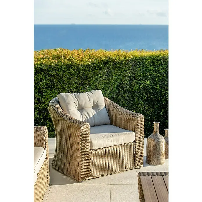 Sunfun Conjunto de muebles Belinda II - 4 pzs., Aluminio/Ratán sintético, Arena - Elegante mueble de salón de ratán con cómodos cojines de asiento y respaldo. Perfecto para horas de relax en el jardín o en la terraza con vistas al mar.
