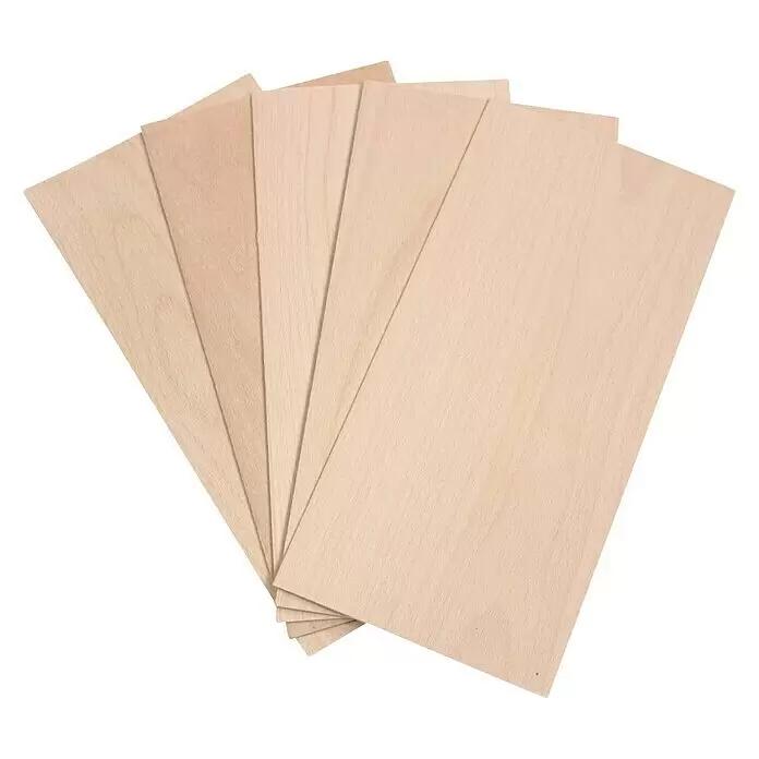 Bastelfurnier 300 - Buche, 300 x 145 mm, Stärke: 2 mm, 5 Stk. - Helle Holzfurnierplatten fächerförmig ausgelegt.