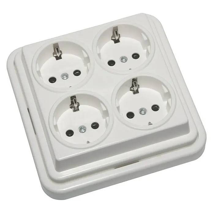 Fontini Kristal Enchufe cuádruple TT - Blanco, Plástico, Montaje en superficie, 4 ud. - Regleta blanca de cuatro enchufes para uso interior. Ideal para conectar varios dispositivos a la vez, robusta y segura.