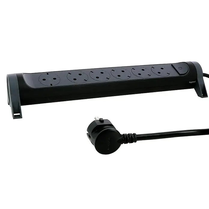 Legrand Base de enchufe múltiple Confort giratoria - x 6, Número de enchufes Schuko: 6 ud., Negro, Longitud del cable: 1,5 m, Con interruptor - Regleta Legrand con seis enchufes y cable de alimentación, ideal para usar en la oficina o en casa.