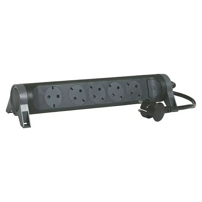 Legrand Base de enchufe múltiple Confort - Número de enchufes Schuko: 5 ud., Negro, Longitud del cable: 1,5 m - Una regleta de enchufes negra de sobremesa con cinco tomas y un interruptor, sujeta a un soporte en un extremo. Ideal para organizar la electrónica.