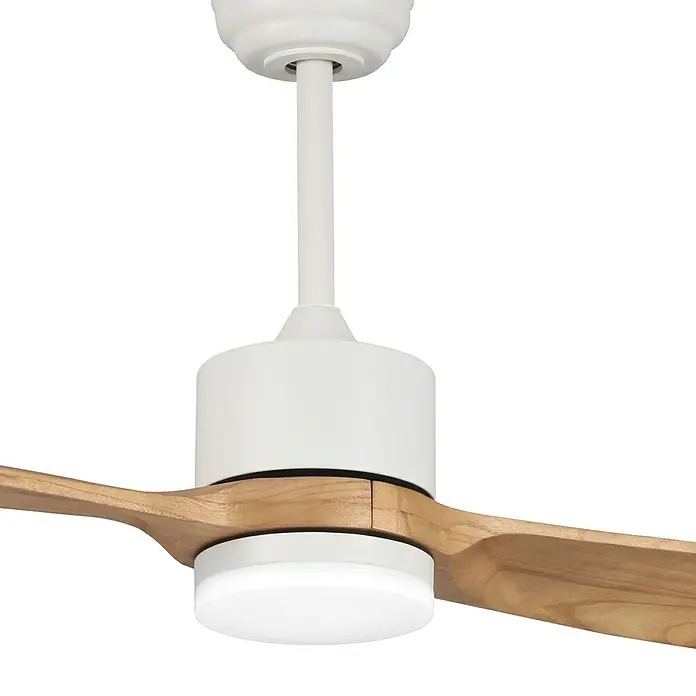 Sulion Ventilador de techo Bambu - Blanco/Marrón, 132 cm, 21 W, Blanco neutro - Primer plano de un ventilador de techo moderno con aspas de madera e iluminación LED integrada.