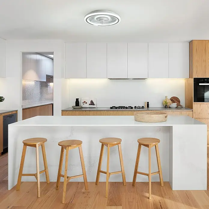 Sulion Ventilador de techo Alan - Blanco, 48 cm, 38 W, Blanco neutro - Cocina luminosa con una moderna lámpara de techo con ventilador integrado. La luz proporciona un ambiente agradable en la habitación.