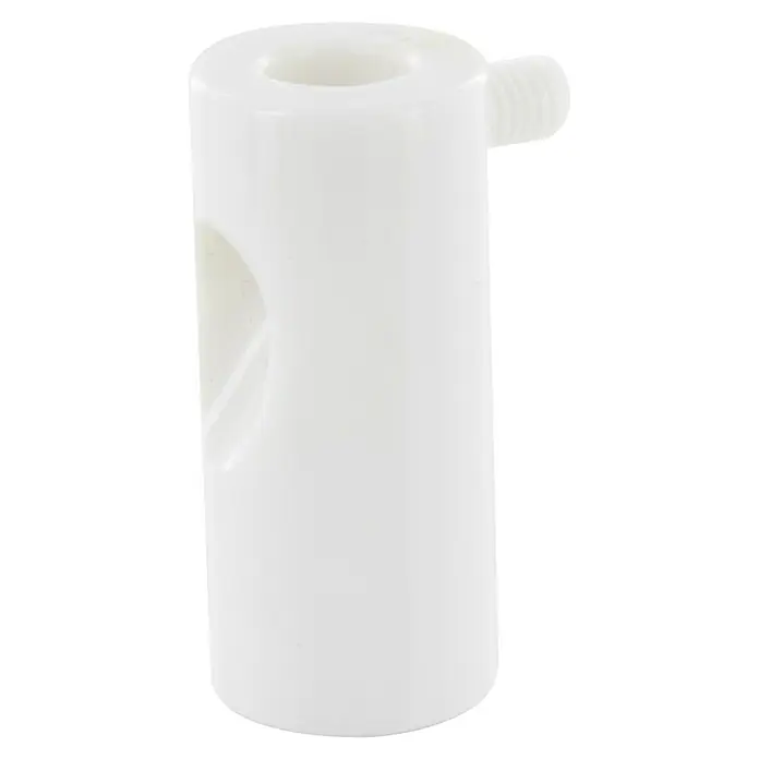 Chacon Gancho para colgar para lámparas descentrado - Blanco, 1 pzs. - Primer plano de un prensaestopas de plástico blanco con orificio y rosca para una gestión de cables segura.