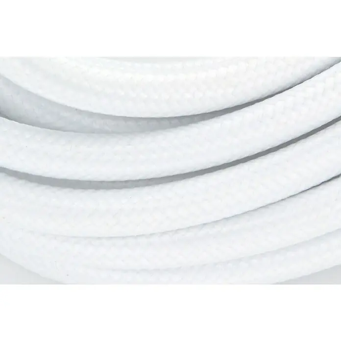 Chacon Cable textil decorativo - 3 m, Blanco - Primer plano de cable textil trenzado blanco enrollado, ideal para proyectos de iluminación y mejoras del hogar DIY.