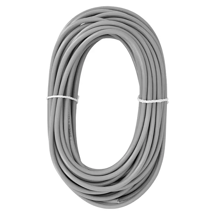 Gardena Sprinklersystem Verbindungskabel 24 V - 15 m - Aufgerolltes, graues Gardena-Kabel, das mit zwei weißen Kabelbindern zusammengehalten wird, vor einem schwarzen Hintergrund.
