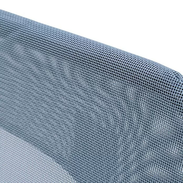Gartenliege - Metall, Ombre Blue - Nahaufnahme von blaugrauem, gewebtem Netzstoff mit detaillierter, durchlässiger Textur.