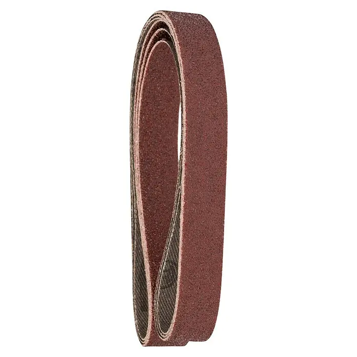Bosch Set de bandas de lija X440 Best for Wood and Paint - An x L: 13 x 457 mm, Grano: 60 mm, 3 ud. - Primer plano de varias bandas de lijar, apiladas y alineadas. Las bandas de lijar están en varios tonos de marrón rojizo.