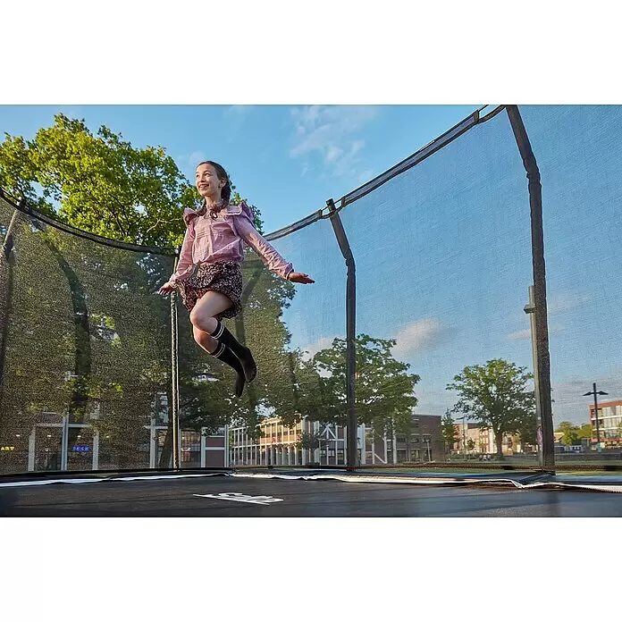 Salta Trampolin Premium Black Edition - 396 x 244 cm, Schwarz - Anwendungsbeispiel