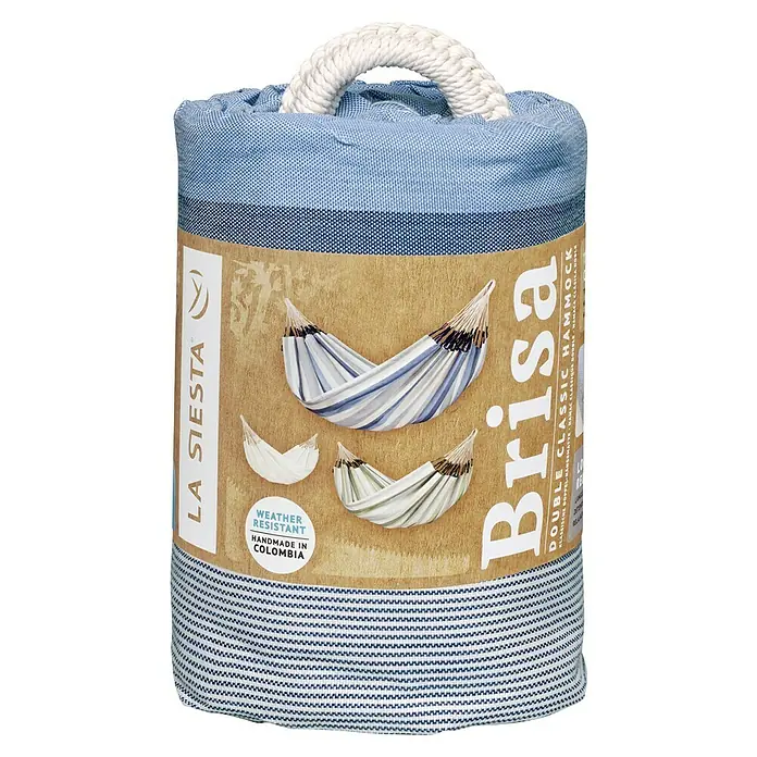 La Siesta Hängematte Brisa - L x B: 350 x 160 cm, Sea Salt - Nahaufnahme einer verpackten La Siesta Brisa Doppel-Hängematte mit blau-weißem Streifenmuster und einem Tragegriff aus Seil.