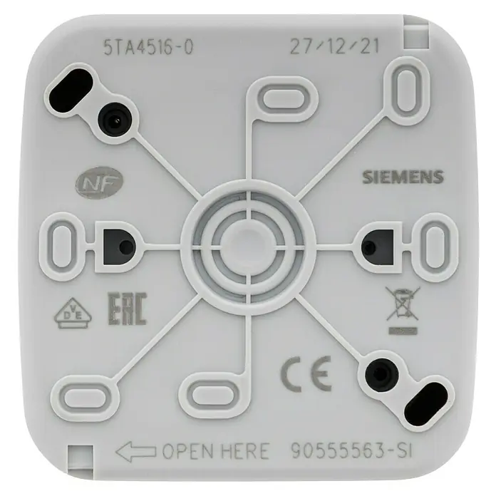 Siemens Delta IP54 Feuchtraum-Kontrollschalter SIE028646 - Grau, Aufputzmontage, IP54 - Detailansicht der Rückseite eines Siemens-Produkts. Erkennbar sind verschiedene Kennzeichnungen und Symbole, wie CE, EAC und das Entsorgungssymbol.
