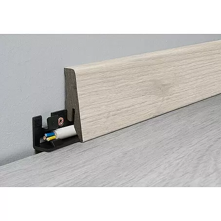 LOGOCLIC  Sockelleiste Element Flex Eiche Callida