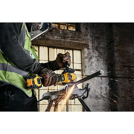 DeWalt XR 18V Amoladora angular de batería DCG409T1