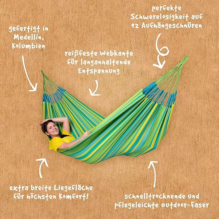 La Siesta Hängematte Brisa Kingsize - L x B: 400 x 180 cm, Lime - Frau in bunter gestreifter Hängematte aus schnelltrocknender, pflegeleichter Outdoor-Faser.