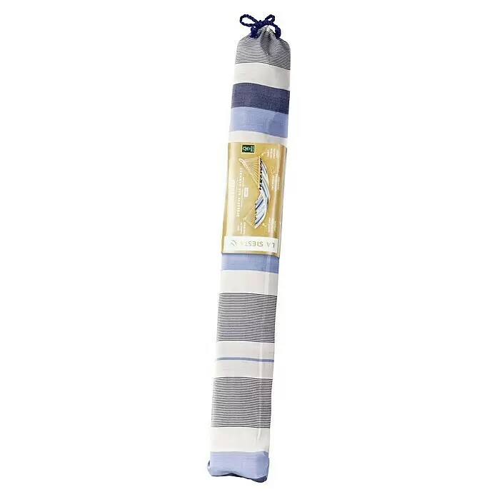 La Siesta Stabhängematte Alisio - L x B: 300 x 140 cm, Sea Salt, Single - Gerollte blau-weiß gestreifte Hängematte mit Spreizstab, mit blauer Kordel gebunden und braun etikettiert.