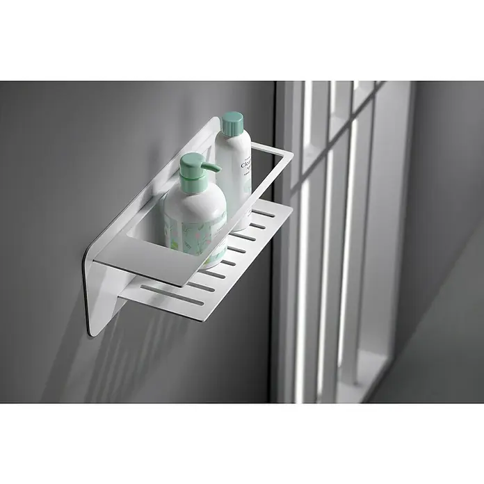 Imex Cesta de baño Bethari - 12,7 x 36 x 13,5 cm, Acero inoxidable, Blanco - Un estante de ducha blanco de pared con dos productos para el cuidado, que ofrece una solución de almacenamiento práctica y elegante.
