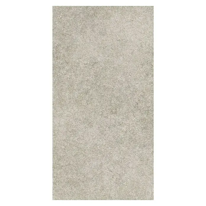 Allure Suelo vinílico SPC Chalkstone Wren - 914 x 457 x 6,5 mm, Gris, Resistente al agua - Primer plano de una losa de hormigón con textura fina, ideal para aplicaciones arquitectónicas modernas. Material robusto y versátil.