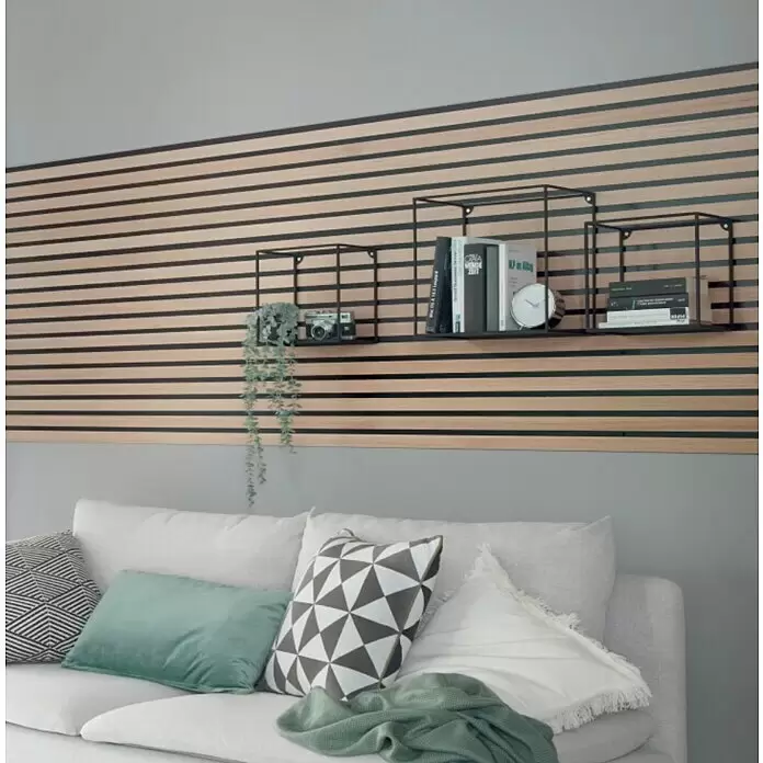 b!design Wandpaneel Wall Smart Plus - Eiche Hellbraun, 2.500 x 300 mm - Stimmungsaufnahme