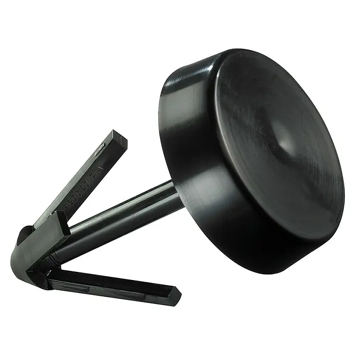 Schwaiger Mastabdeckkappe - Durchmesser: 42 mm - Nahaufnahme eines schwarzen Gummihammers mit Griff. Vielseitiges Werkzeug für verschiedene Anwendungen im Handwerk und der Reparatur.