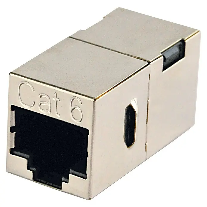 Schwaiger Verbinder Netzwerkkupplung - 2 x RJ45-Buchse, CAT6 - Nahaufnahme eines Cat 6-Verbindungsstücks aus Metall, das eine robuste und zuverlässige Netzwerkverbindung gewährleistet.