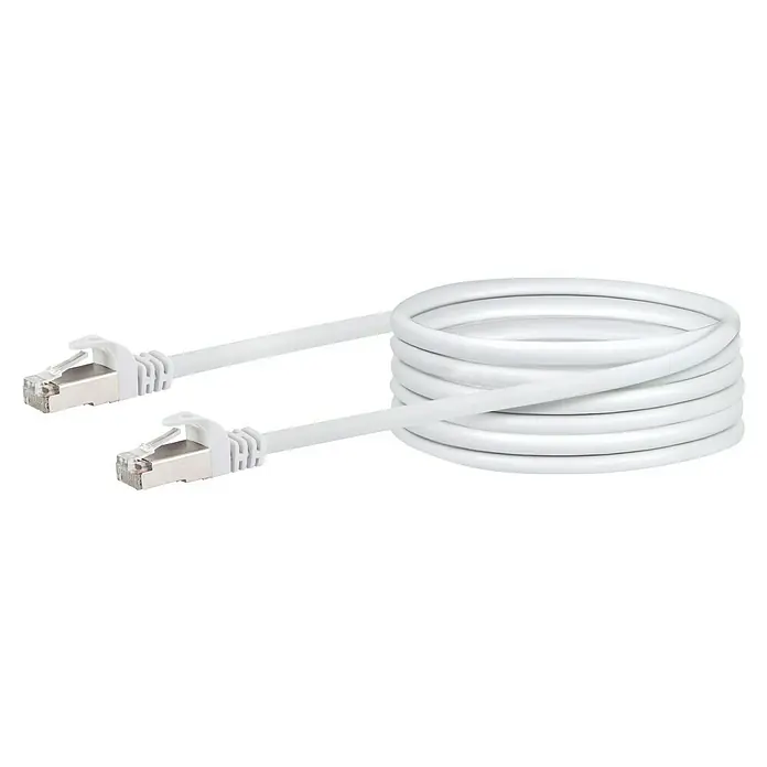 Schwaiger Netzwerk-Kabel CAT6 - Länge: 15 m, Weiß, RJ45-Stecker, Bis zu 1 GBit/s - Das Bild zeigt ein gewickeltes, weißes Ethernetkabel mit RJ45-Steckern an beiden Enden, das für Netzwerkverbindungen verwendet wird.