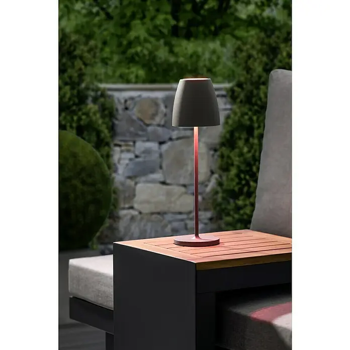 Lavida Akku-Tischleuchte Silea - 3,3 W, Anthrazit, Lichtfarbe: RGBW - Elegante Akku-Tischleuchte in warmen Farbtönen, perfekt für stimmungsvolle Abende im Freien. Die Lampe sorgt für gemütliche Atmosphäre.