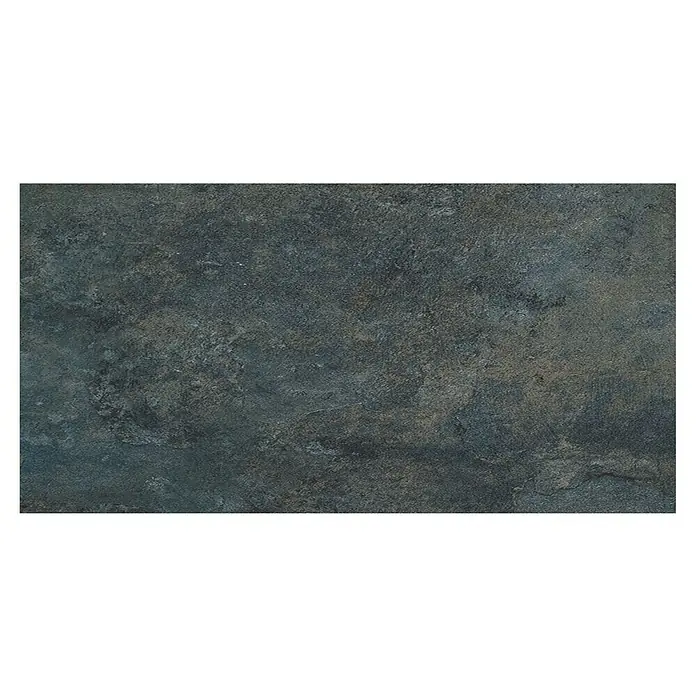Decocer by Cinca Feinsteinzeugfliese Splash Indian - 30 x 60 cm, Blaubraun, Matt - Nahaufnahme einer dunklen, strukturierten Steinfliese, ideal für robuste und stilvolle Innen- und Außenbereiche.