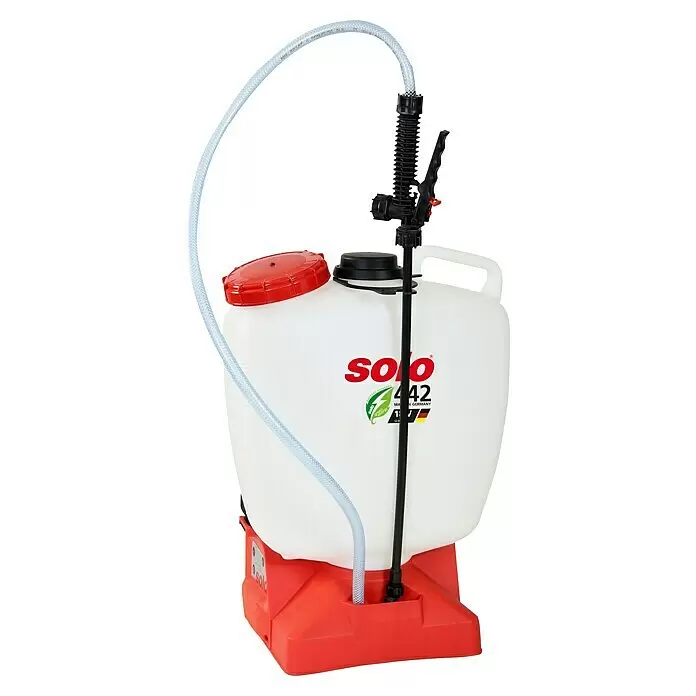 Solo Akku-Drucksprühgerät 442 - 18 V, Li-Ionen, 1 Akku, Betriebsdruck: 1 bar - 4 bar - Weiß-rotes Solo Rückensprühgerät mit transparentem Schlauch und schwarzer Sprühlanze.