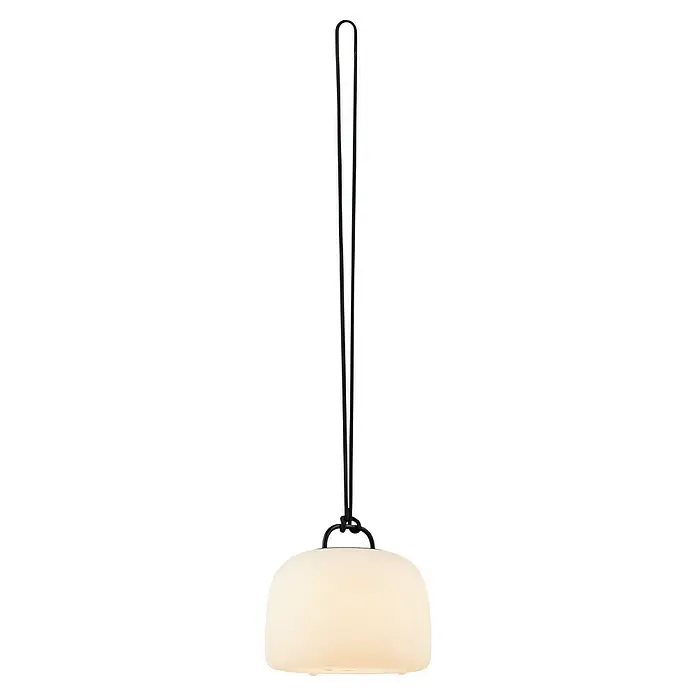 Nordlux Akku-Pendelleuchte Kettle 22 - 4,8 W, Warmweiß - Das Foto zeigt eine tragbare Lampe mit einem runden, cremefarbenen Lampenschirm und einem schwarzen Tragegriff, ideal für den Innen- und Außenbereich.