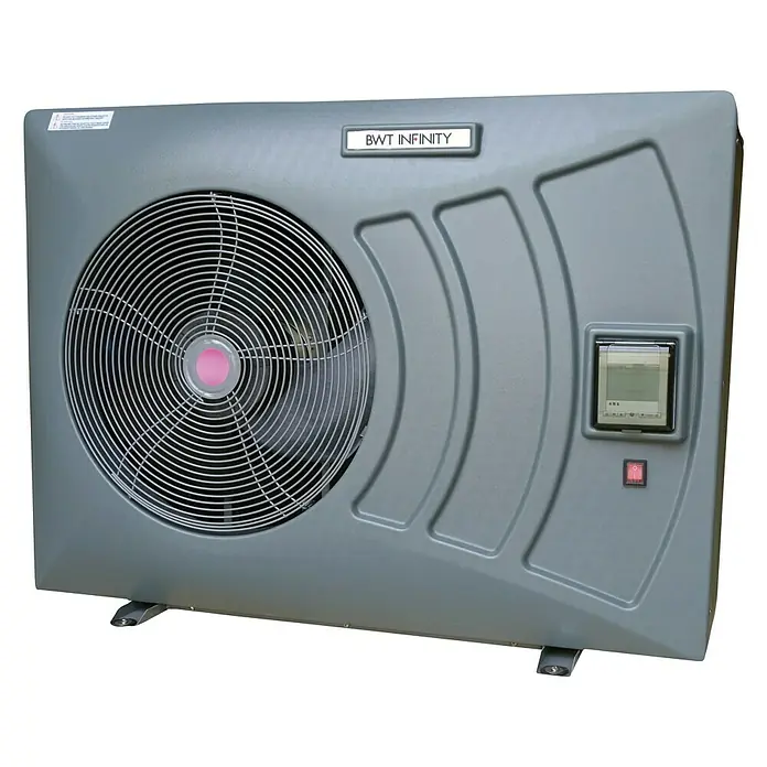 BWT Wärmepumpe HPN 10.1 - Passend für Poolgröße: 60.000 l - Das Bild zeigt eine BWT Infinity Wärmepumpe. Die Pumpe ist grau und hat ein digitales Display und einen runden Ventilatorgrill.