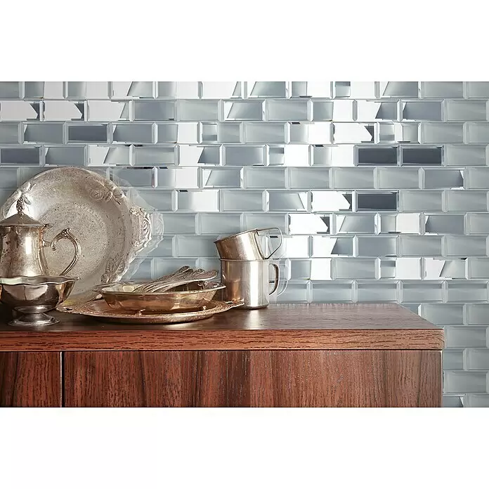Mosaikfliese Mirror Metro XSPM 07 - 29,8 x 29,8 cm, Spiegel, Glänzend - Reflektierende hellblaue, abgeschrägte Glas-Subway-Fliesen als Wandverkleidung.