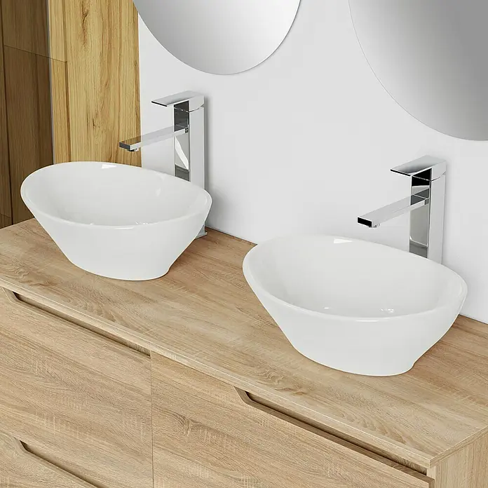 Artysan Conjunto de mueble de baño Zeus Top - 7 pzs., Natural, Mate - Mueble de baño doble con dos lavabos sobre encimera blancos y elegantes y accesorios modernos frente a espejos redondos.