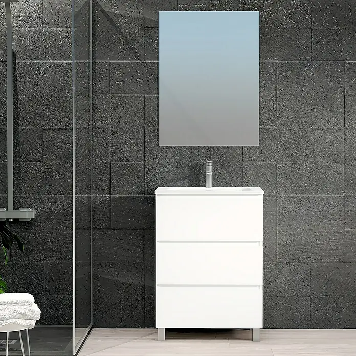 Artysan Conjunto de mueble de baño Patri - Ancho: 60 cm, 3 pzs., Blanco, Mate - Baño con moderno mueble de lavabo blanco, espejo y fondo de azulejos oscuros para una decoración elegante.