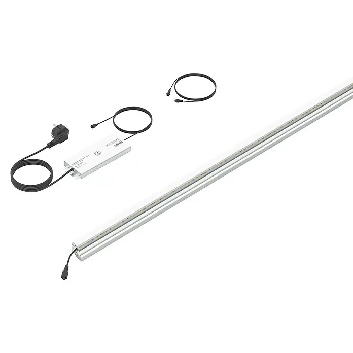 LyghtUp Zaunbeleuchtung Starter-Set - Länge: 246 cm, Silber, Passend für: Doppelstabmatten und Gabionen, 3 -tlg. - Das Bild zeigt ein LED-Lichtleiste-Set, komplett mit Stromversorgung und Kabeln, ideal für die Beleuchtung von Innenräumen.